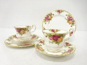ROYAL ALBERT ロイヤルアルバート　オールドカントリーローズ　トリオペア　洋食器